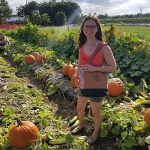 Meet your Posher, Danielle